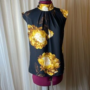 New York & Company Sleeveless Blouse Size XS